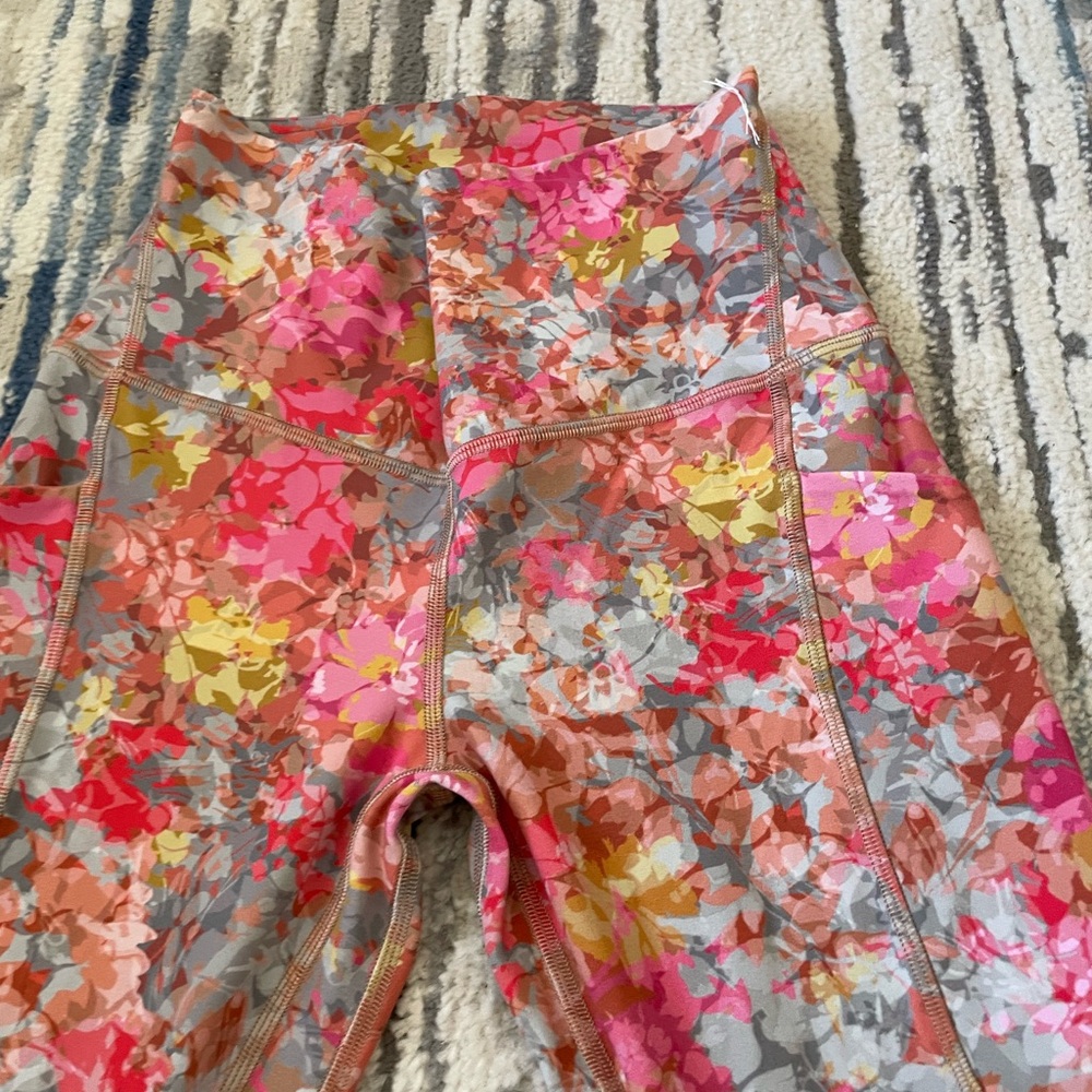 Lululemon Leggings Womens 4 Floral High Rise Gym & Running - Picture 3 of 5